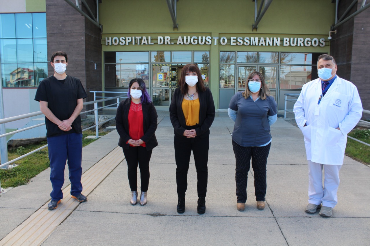 Delegada Provincial Romina Alvarez realiza visita de trabajo al Hospital  Augusto Essmann de Puerto Natales