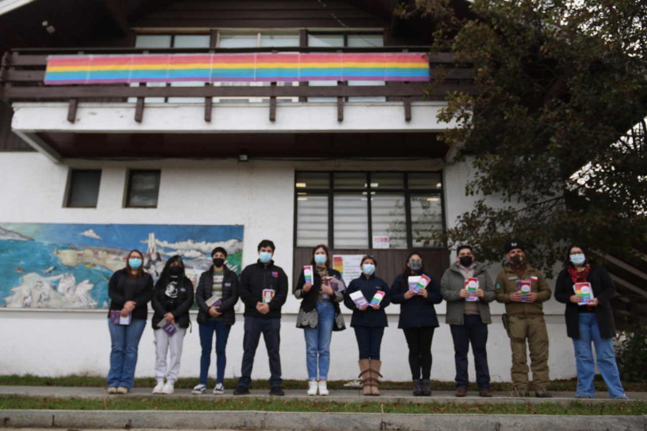 Delegación Presidencial Provincial de Tierra del Fuego realizó acto simbólico en el Día Internacional contra la Homofobia, Transfobia y Bifobia 2022