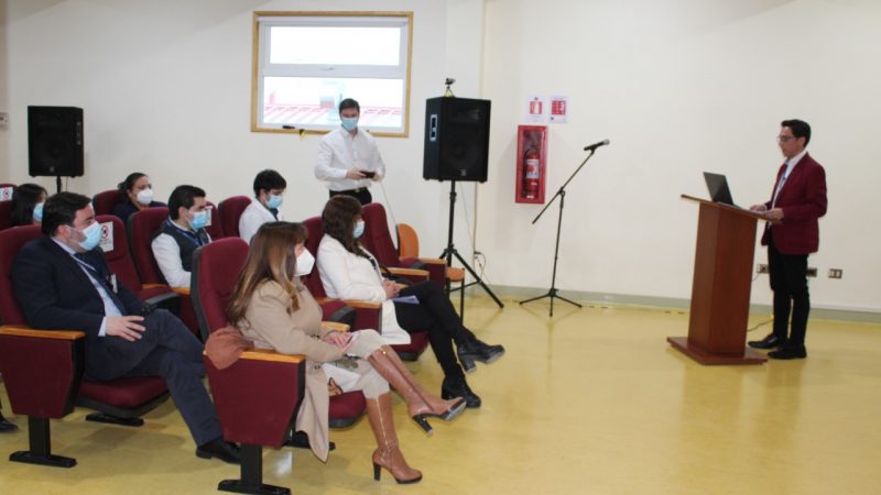 Ante autoridades provinciales, director del Hospital Dr. Augusto Essmann Burgos de Puerto Natales entregó cuenta pública de su gestión en 2021