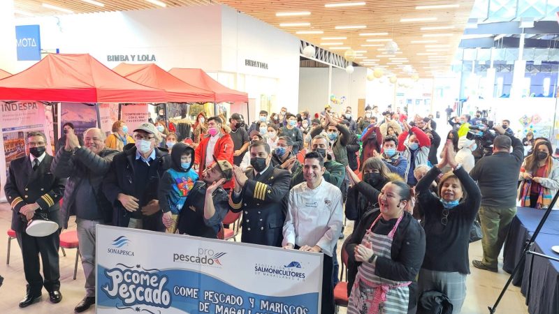 Puntarenenses celebran Mes de Mar comiendo productos marinos | Chefs regionales compartieron recetas
