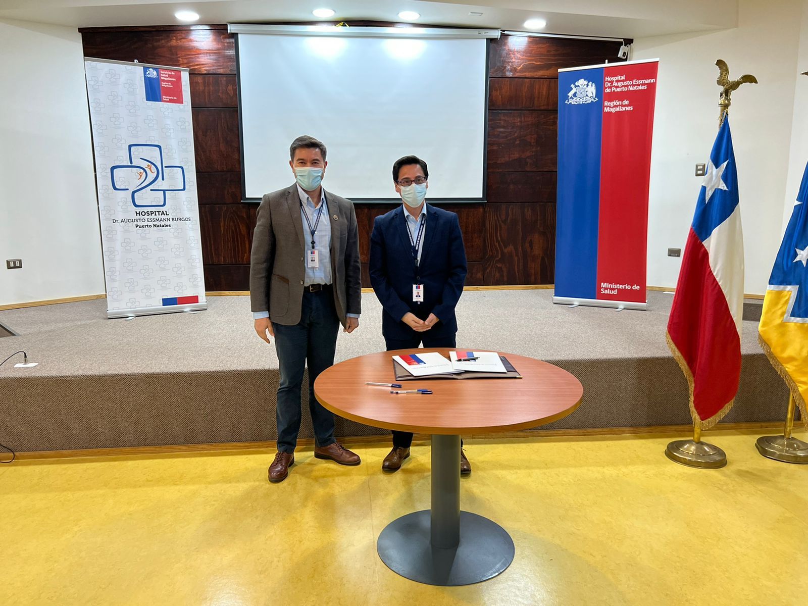 El Licenciado en Ingeniería Comercial Ricardo Moya Márquez, asumió como nuevo director del Hospital de Puerto Natales