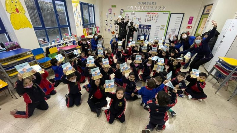 Integrantes de la Armada visitan establecimientos educacionales en Punta Arenas | En el marco del Mes del Mar 2022