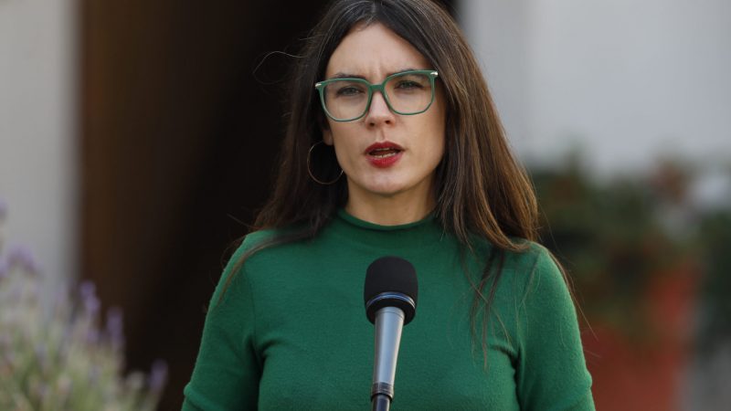 Ministra Camila Vallejo: «tenemos un camino trazado que nos lleva a un plebiscito de salida, que tiene solamente dos opciones: el Apruebo o el Rechazo a una nueva Constitución»