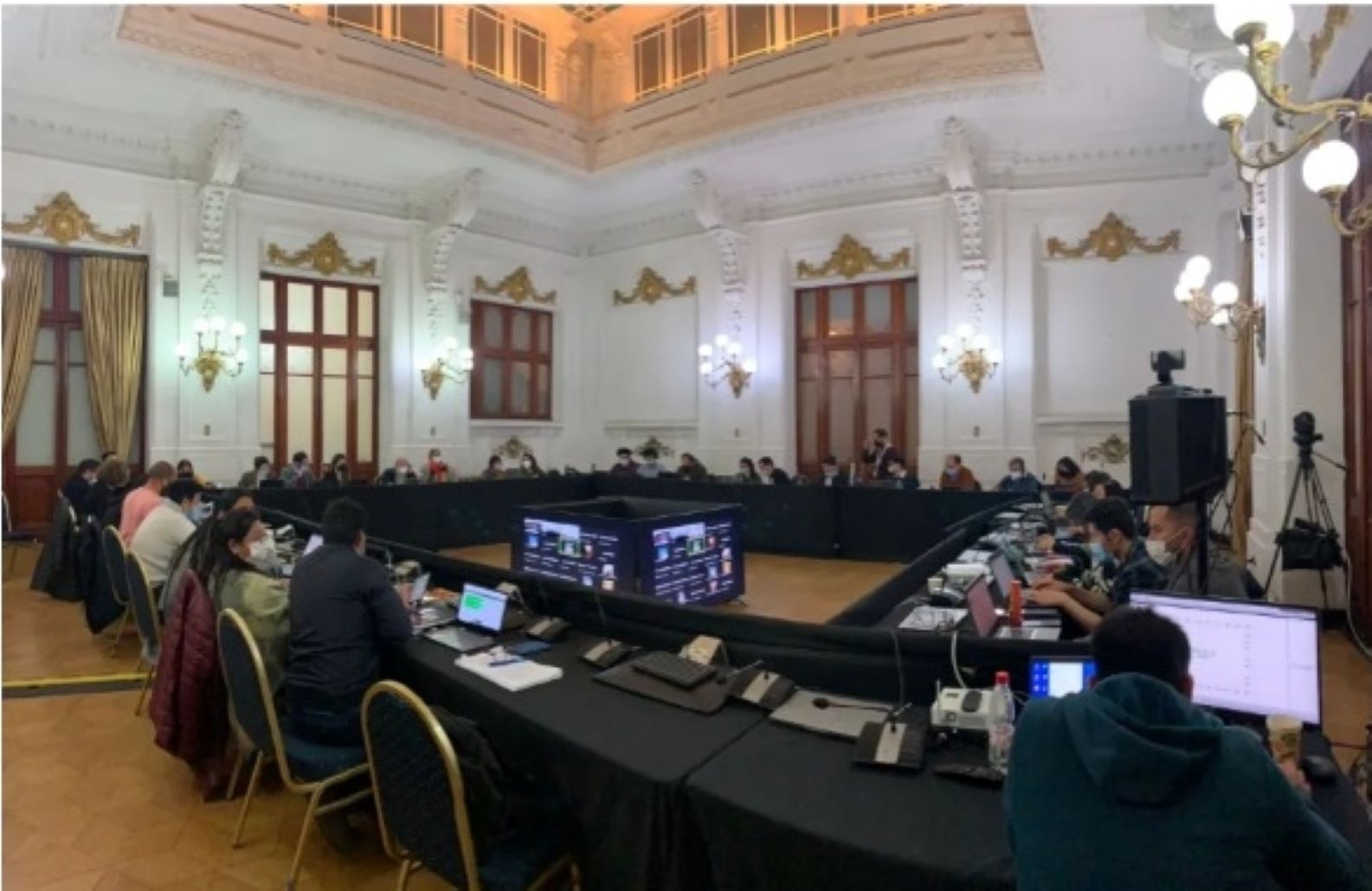 Comisión de Normas Transitorias de la Convención Constitucional despacha al Pleno su primer informe