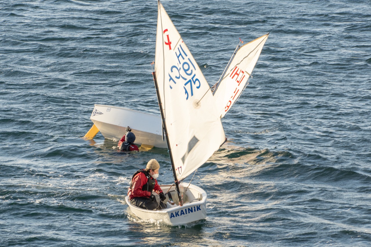 En Puerto Williams se realizó Regata Naval este domingo 5 de junio