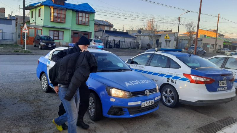 Sujeto condenado en 2015 por violación en Punta Arenas, ahora fue detenido en Río Gallegos por abusar de una anciana
