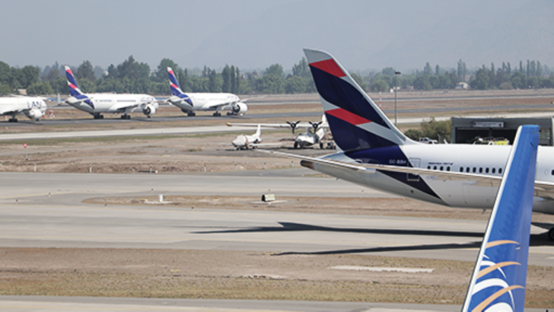 Tráfico aéreo en Chile se acerca a niveles pre pandemia y anota un 77,6% de recuperación en mayo