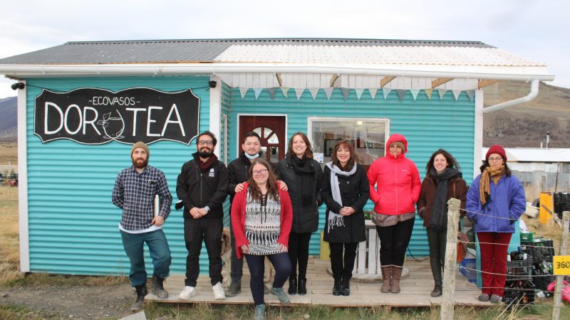 DPP Romina Álvarez junto a seremi del medio ambiente Daniela Droguett visitaron tres iniciativas eco sustentables en Puerto Natales