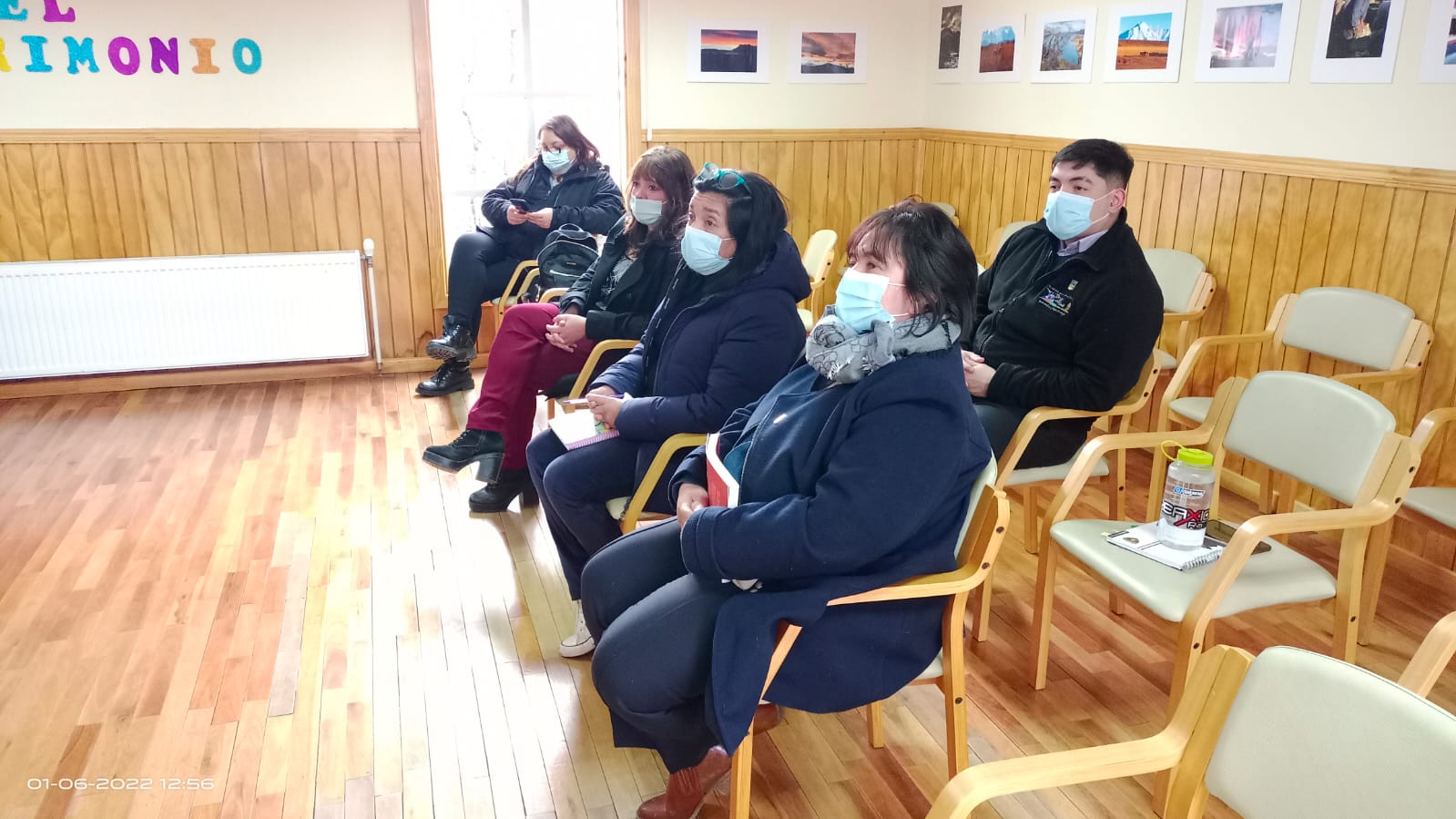 SEREMI de la Mujer capacitó a personal de la Comuna de Torres del Paine en Primera Acogida a mujeres que sufren violencia de género