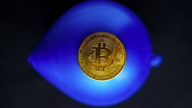 ¿Por qué el precio del Bitcoin ha rebajado tanto y qué futuro le espera?