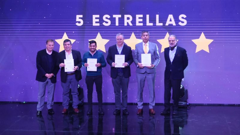 Dos empresas de la construcción en Magallanes recibieron premio por su seguridad laboral