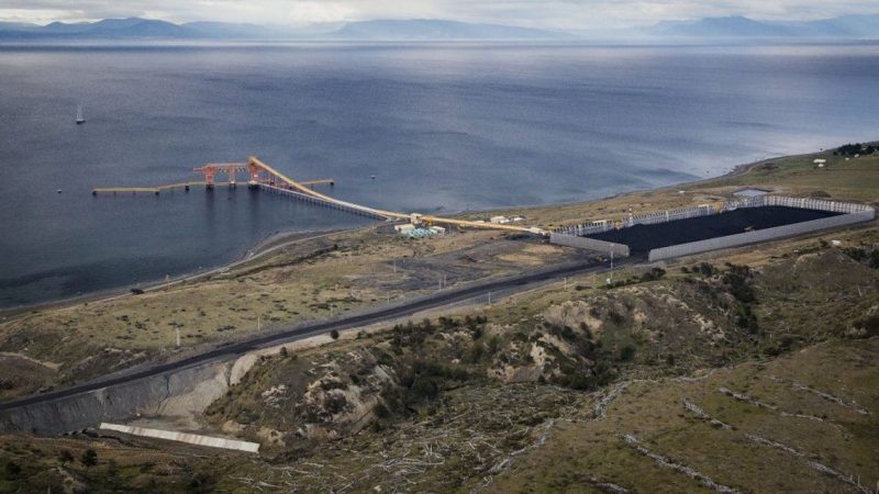 Mina Invierno en la región de Magallanes |  Corte Suprema rechaza recursos de nulidad y mantiene fallo que rechazó uso de tronaduras en proyecto minero en Isla Riesco