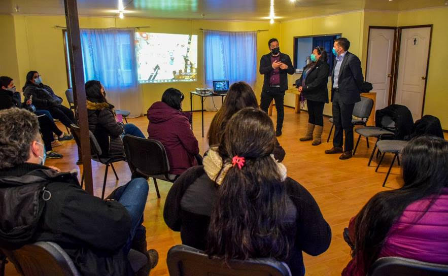 Autoridades de Vivienda expusieron avances de proyecto habitacional en Cabo de Hornos
