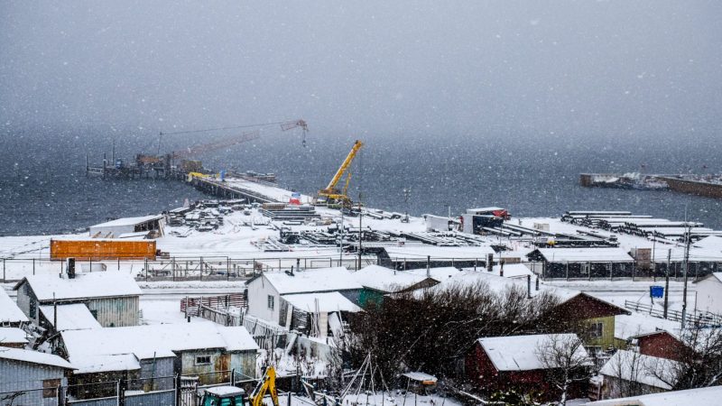 ¡Volvió el manto blanco!: Puerto Williams registra casi 20 centímetros acumulados de nieve en poco más de 24 horas