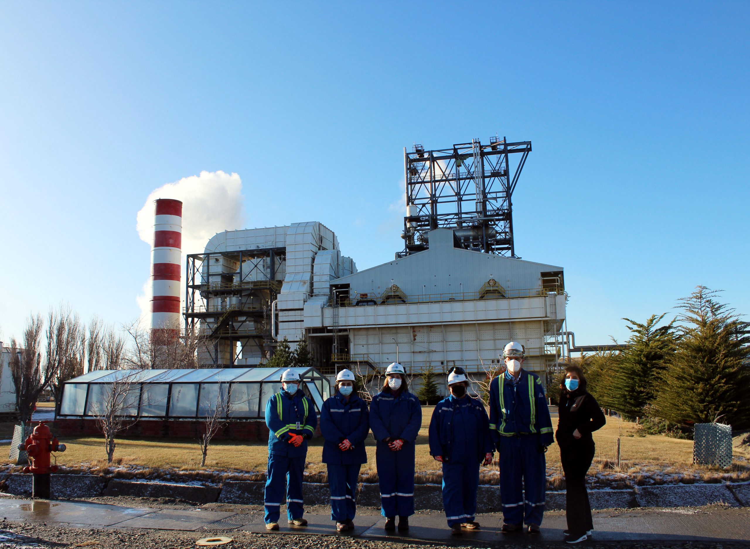 Seremis de Energía y de Medio Ambiente de la región de Magallanes visitaron planta desalinizadora de Methanex