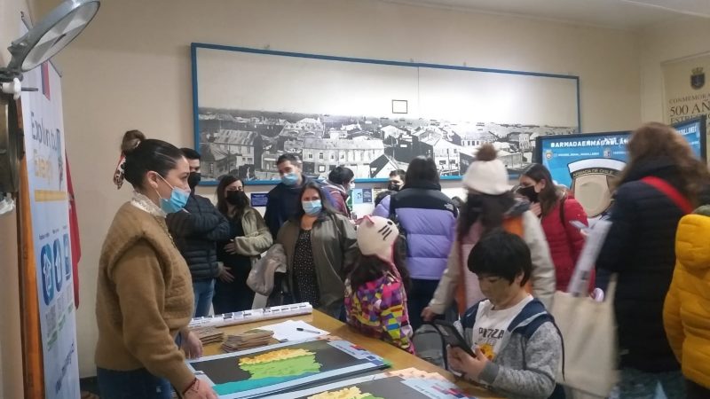 Seremi de Energía realiza difusión de material educativo en Museo Marítimo y Naval de Punta Arenas