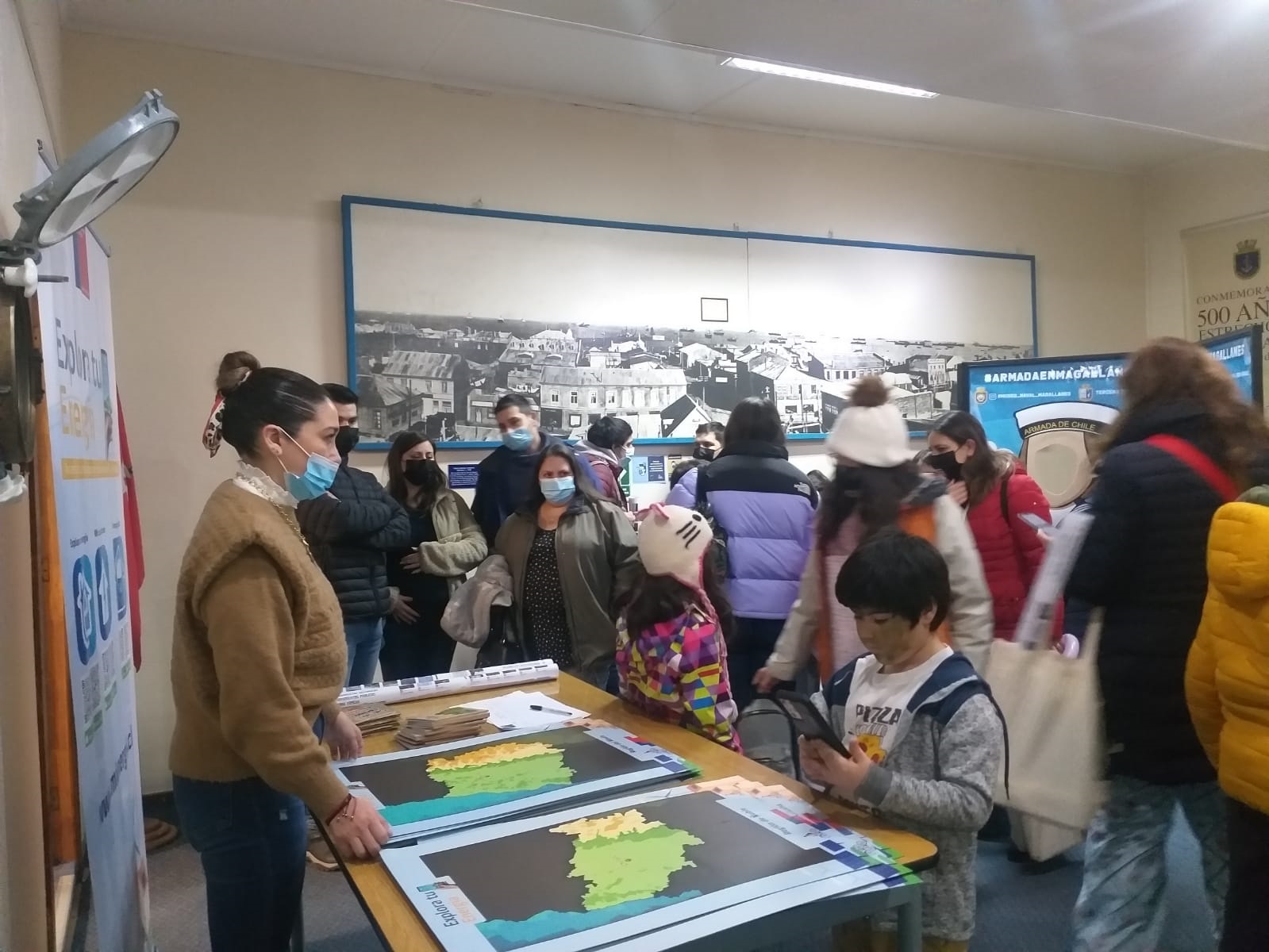 Seremi de Energía realiza difusión de material educativo en Museo Marítimo y Naval de Punta Arenas