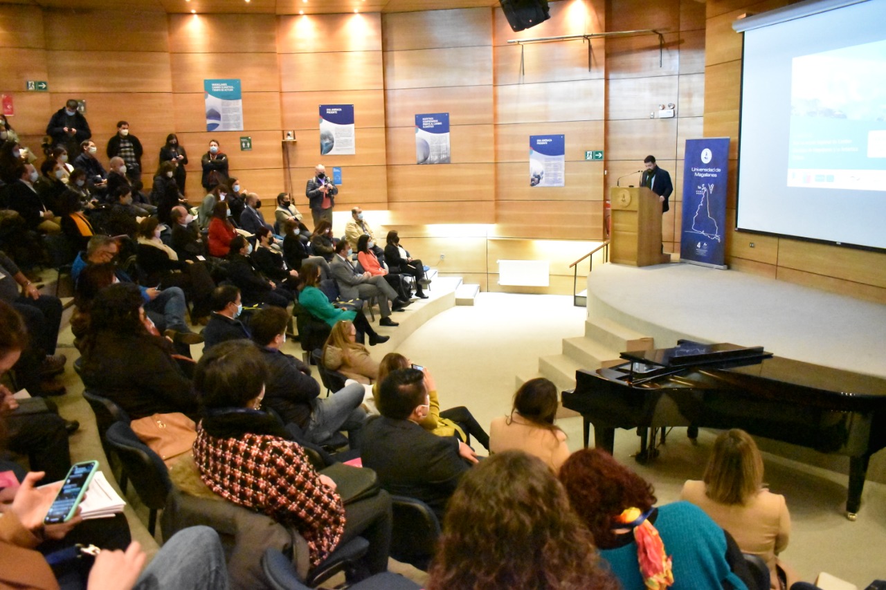 Autoridades y comunidad inician en Magallanes Diálogo País para elaborar Plan de Acción Regional de Cambio Climático