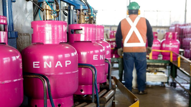 ENAP pone en marcha proyecto piloto que permitirá a familias vulnerables comprar GLP a menor precio￼￼￼￼