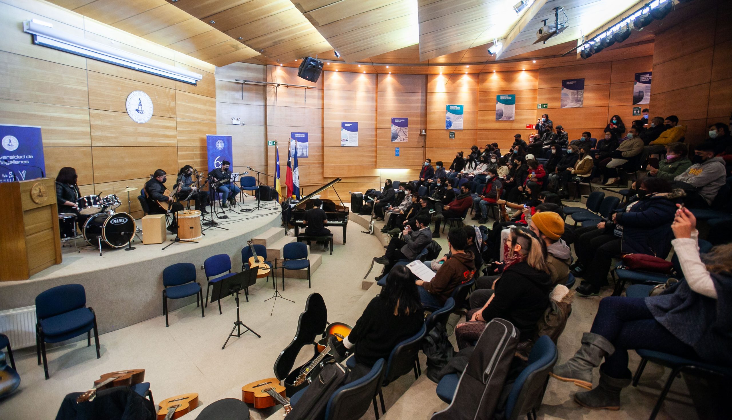 Estudiantes de Pedagogía en Música exhibieron sus aprendizajes en ejecución instrumental y vocal