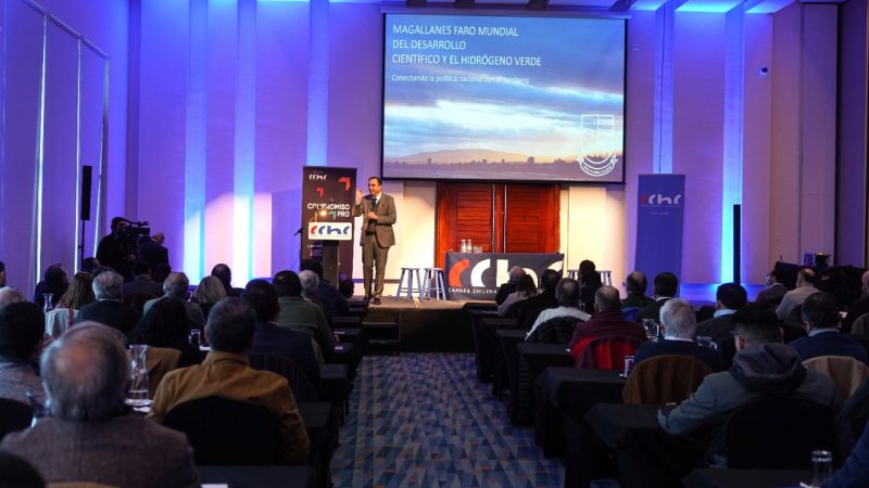 Seminario de la CChC convocó a más de 200 personas para analizar los desafíos de la llegada del hidrógeno verde a Magallanes
