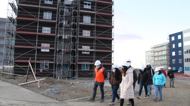Representantes de iniciativas ganadoras visitan obras de construcción en Magallanes para implementar piloto de salud mental