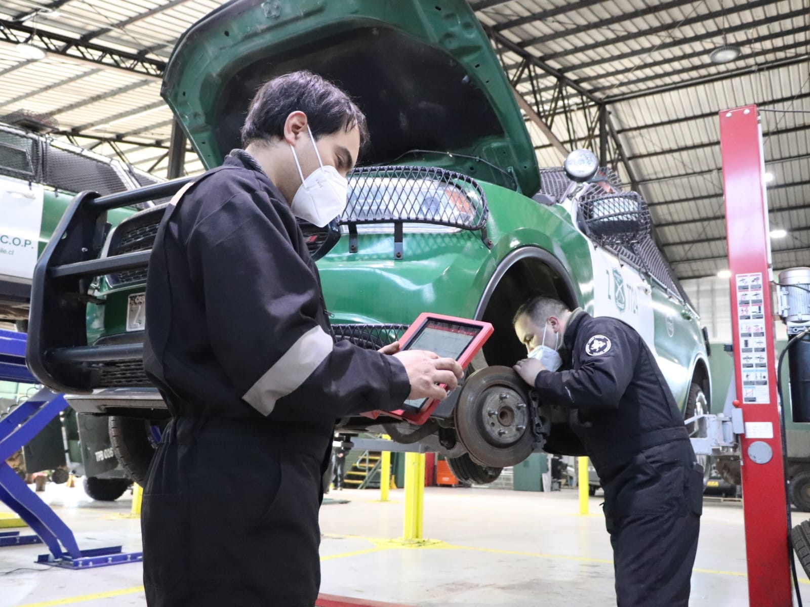 Carabineros, a través de su Departamento de Reclutamiento y Selección P6, realiza llamado para postular a los cargos de Analista Contable,  Mecánico Automotriz y Autotrónica