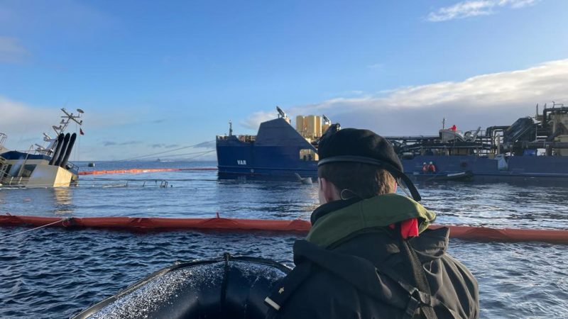 Hundimiento de nave «Heimdall» cerca de isla Tamar ha motivado intensas operaciones de trasvasije y reflotamiento
