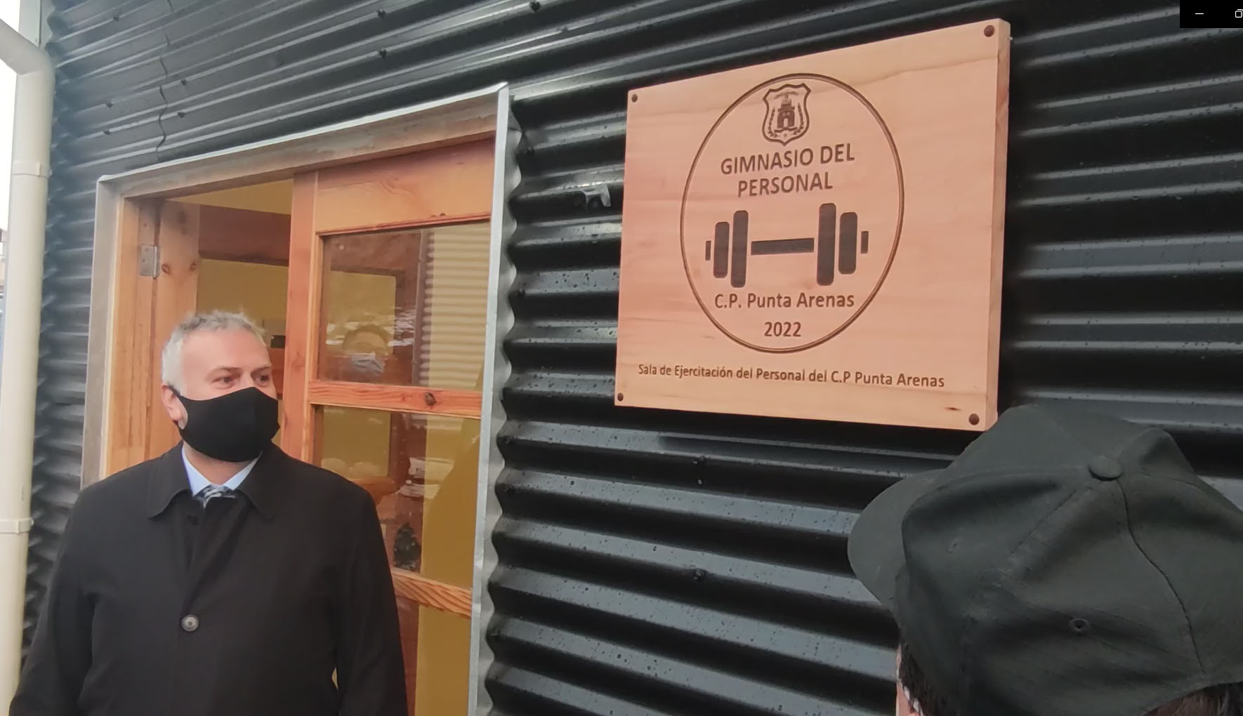 En centro penitenciario de Punta Arenas, inauguran sala de acondicionamiento físico
