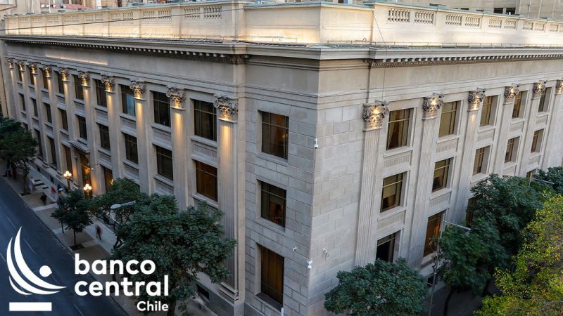 Banco Central subió la tasa de interés hasta un 9.75%