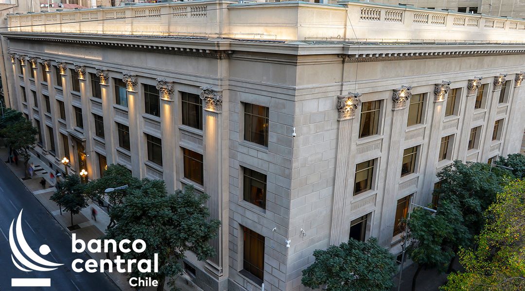 Banco Central subió la tasa de interés hasta un 9.75%