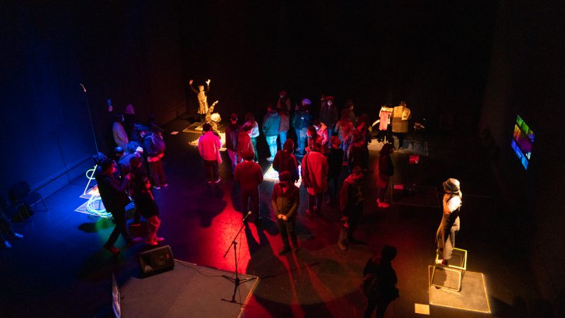 Instalación escénica permitirá que puntarenenses se acerquen a la forma en que perciben el mundo las personas autistas