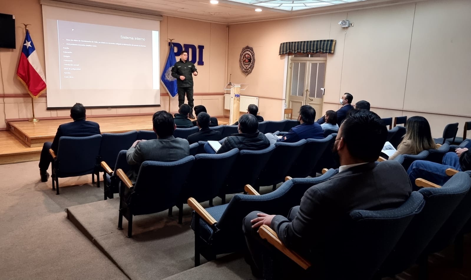 PDI y Gendarmería realizan reunión de coordinación