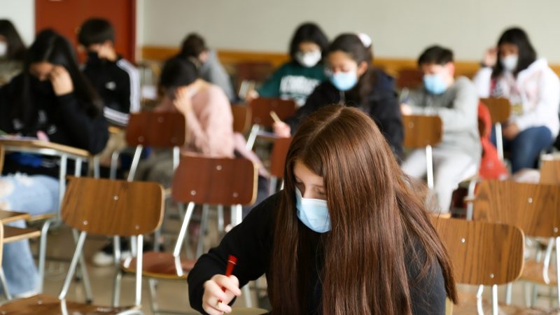 Campeonato Escolar de Matemáticas vivió su tercera fecha en la UMAG: participaron 119 estudiantes