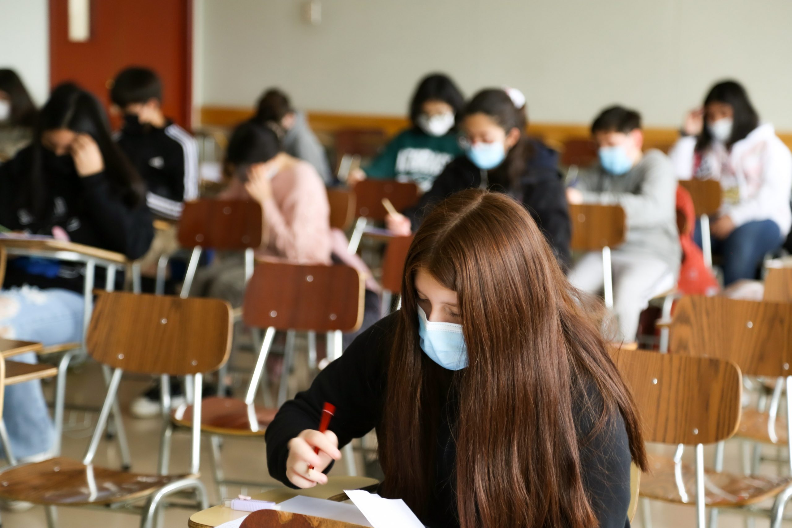 Campeonato Escolar de Matemáticas vivió su tercera fecha en la UMAG: participaron 119 estudiantes