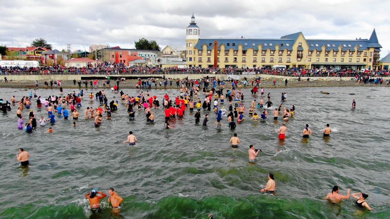 Gremios de Última Esperanza se preparan para dar el vamos a una nueva temporada turística | El Chapuzón de los Fiordos en Puerto Natales