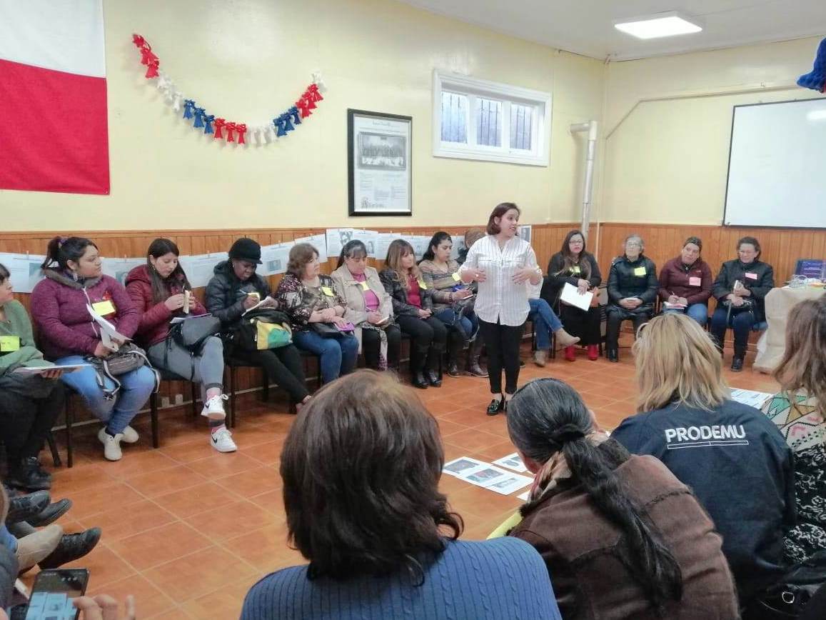 SernamEG Magallanes inicia inscripción a talleres del programa Mujer y Participación Política