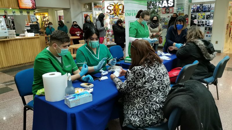 Feria Preventiva-Educativa es parte de las acciones que desarrolla Seremi de Salud con motivo del Mes de Corazón