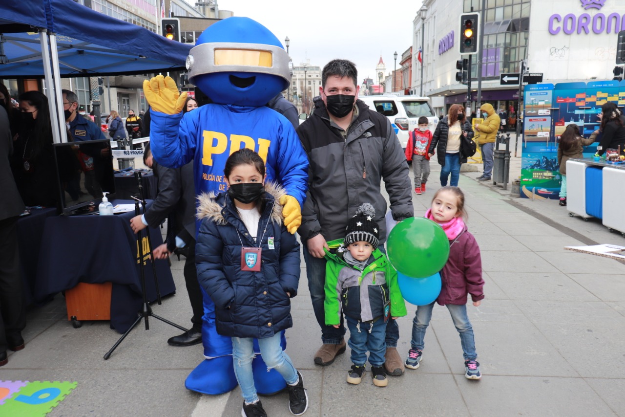 PDI Punta Arenas participó en celebración del “Día de la Niñez”