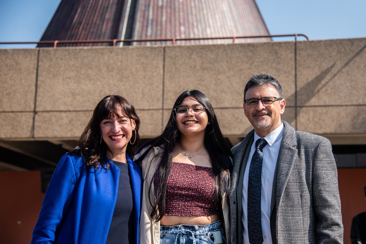 Estudiante magallánica que ingresó a la universidad mediante Cupo Explora-UNESCO se reunió con autoridades del Ministerio de Ciencias