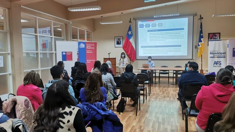 Sector salud expone protocolo actualizado  de respuesta ante conductas suicidas a escuelas, colegios y liceos de la región