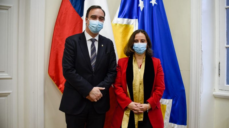 Recalcando la importancia de la región concluye encuentro del Gobernador Regional Jorge Flies y la Ministra de Relaciones Exteriores Antonia Urrejola