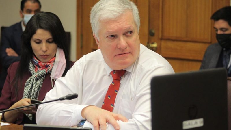 Senador Alejandro Kusanovic se manifestó alegre por avance en solución para los pensionados del 4%