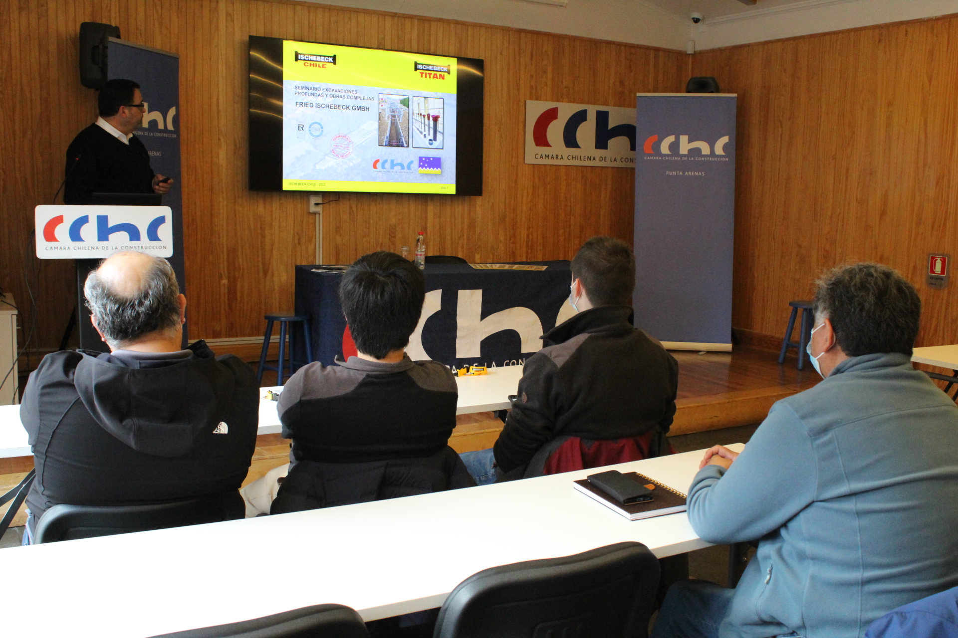 Innovadora charla sobre Soluciones Geotécnicas en Punta Arenas