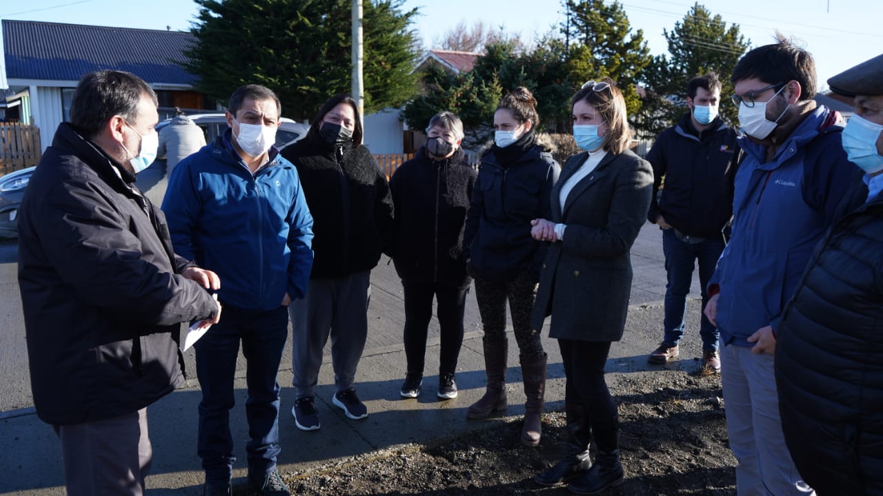 Vecinos de Punta Arenas, Porvenir y Laguna Blanca aseguran que nueva luminaria modificará sus vidas