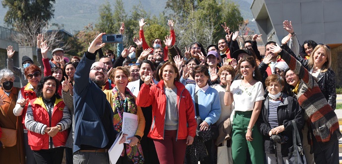 Ministro de Desarrollo Social Giorgio Jackson anuncia 23 nuevos Centros Diurnos Comunitarios para personas mayores