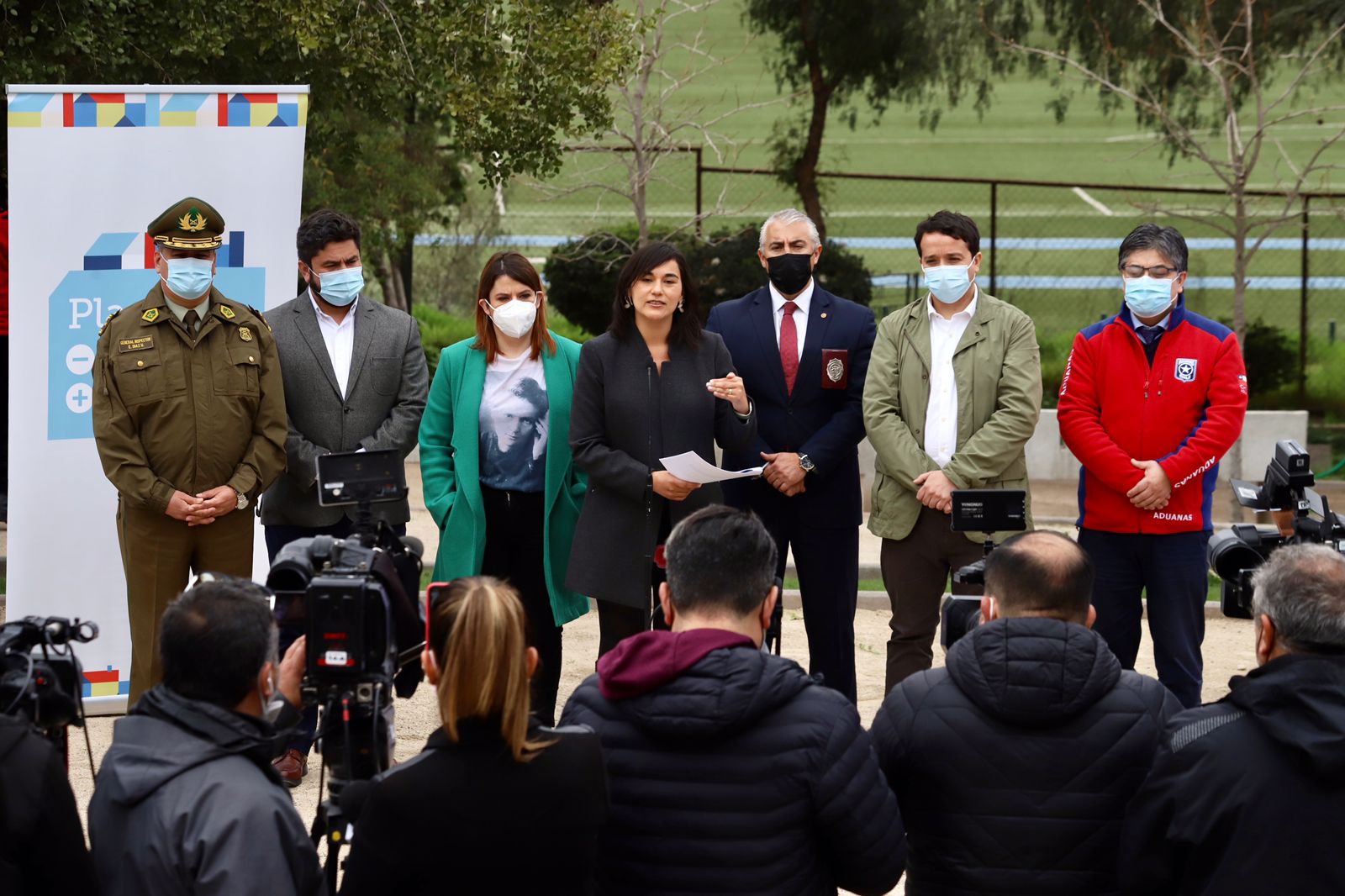 Avances del plan Menos Armas, Más Seguridad: Ministra del Interior Izkia Siches anuncia plan de fiscalización y proyecto que prohíbe el ingreso de armas por dos años