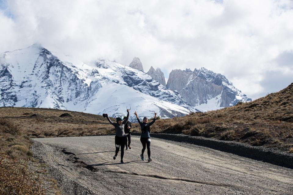 Patagonian International Marathon celebró en Torres del Paine su décimo aniversario con 800 corredores de 40 países