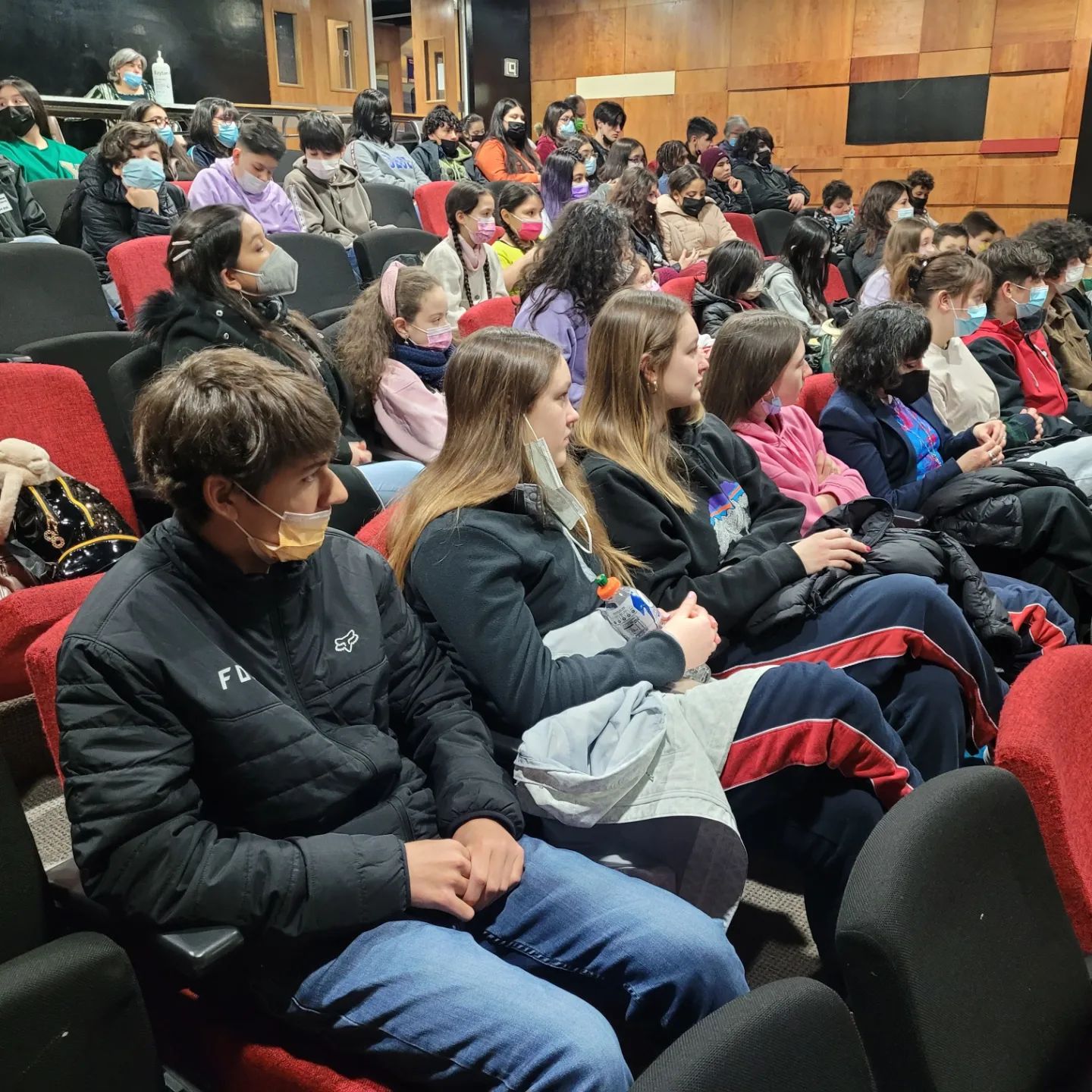 Mas de 50 estudiantes de distintos establecimientos de la región en “Encuentro de Comunidades de Investigación Austral Explora 2022” desarrollado en Porvenir