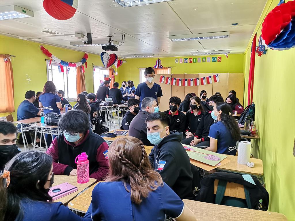 Mas de 160 jóvenes participaron en Talleres de Prevención de ACV organizados por SEREMI de Salud, Hospital Clínico y la Universidad de Magallanes